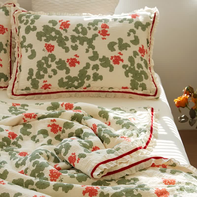 Floral & Leaf Ruffled Cotton Gauze Quilt