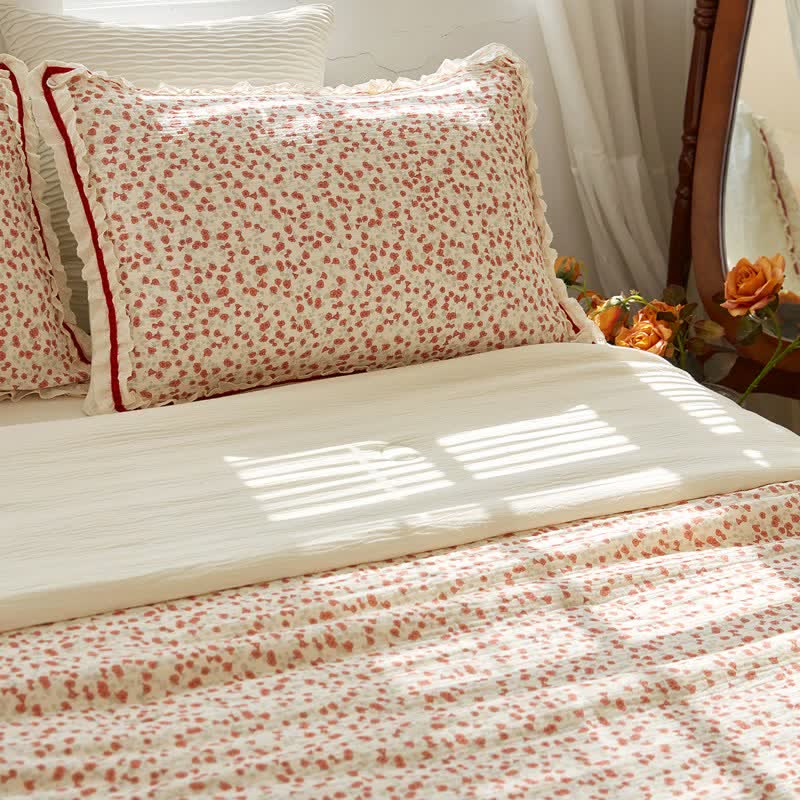 Red Floral Ruffled Cotton Gauze Quilt
