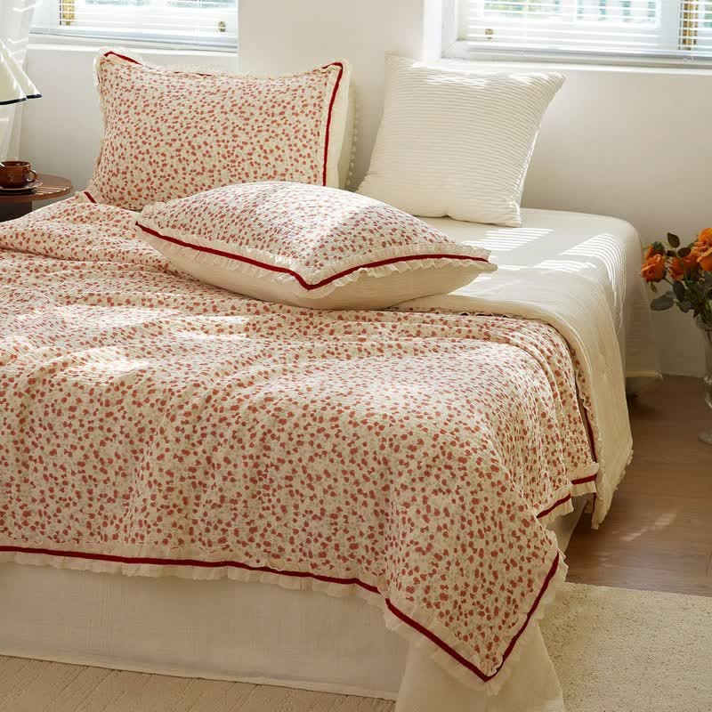 Red Floral Ruffled Cotton Gauze Quilt