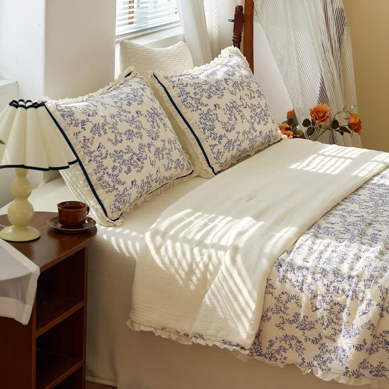 Blue Leaf Ruffled Cotton Gauze Quilt