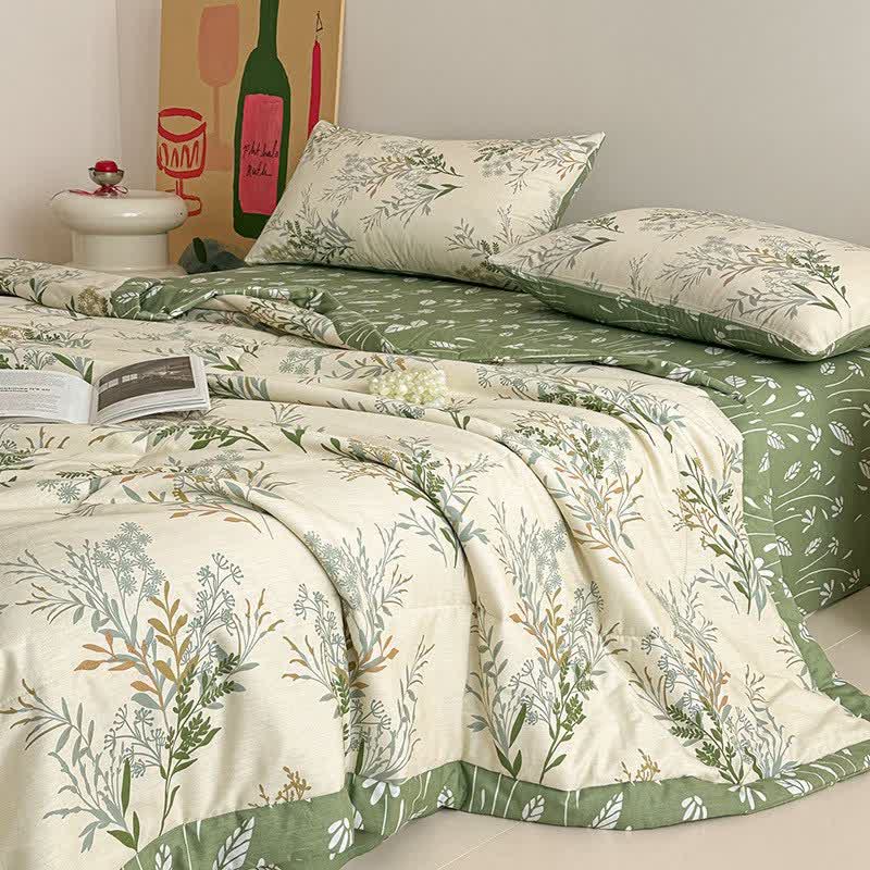 Botanical Leaf Print Pure Cotton Quilt