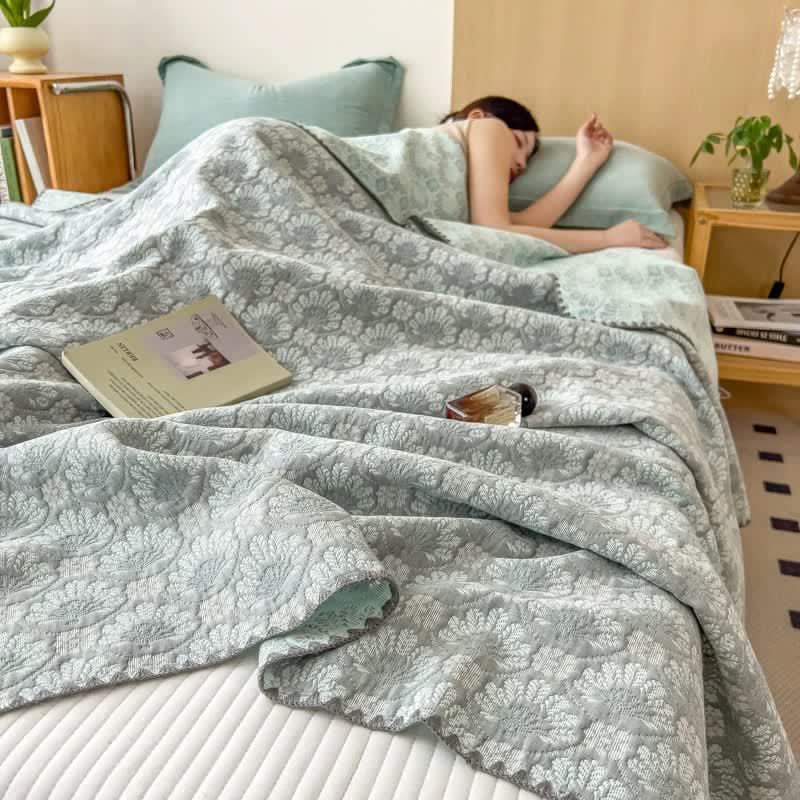 Rustic Floral Cotton Triple Gauze Quilt