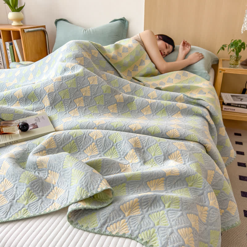 Artistic Leaf Cotton Triple Gauze Quilt