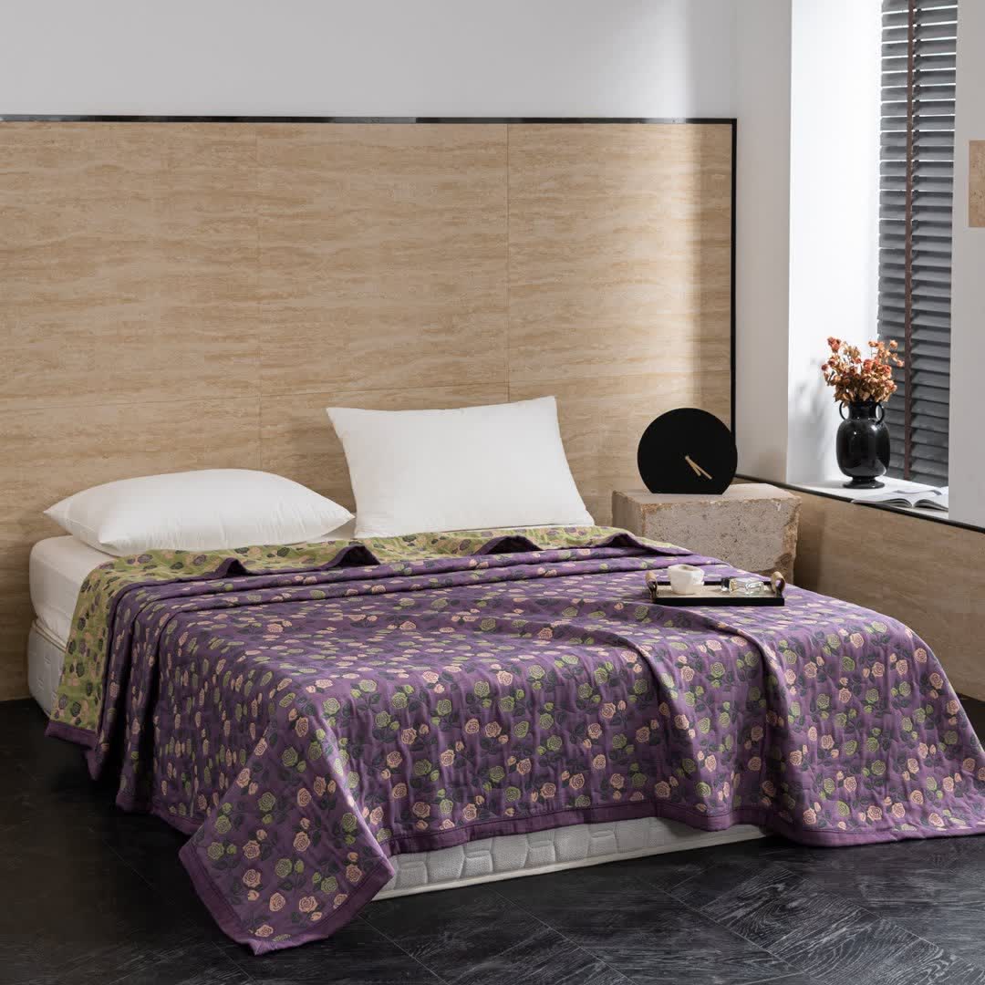 Elegant Rose Cotton Double Gauze Quilt