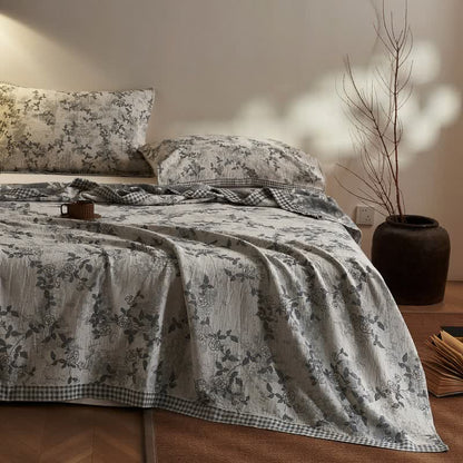 Artistic Vintage Floral Cotton Gauze Quilt