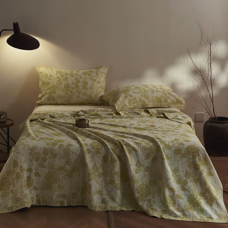 Artistic Vintage Rose Cotton Gauze Quilt