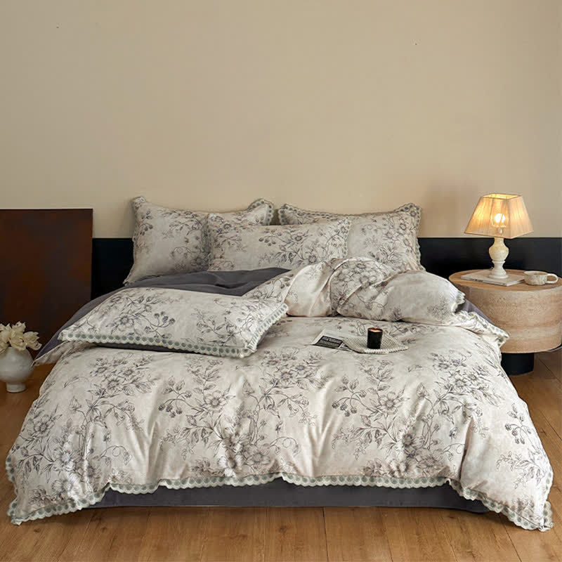 Botanical Bedding With Scalloped Lace Edging