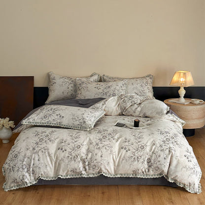 Botanical Bedding With Scalloped Lace Edging