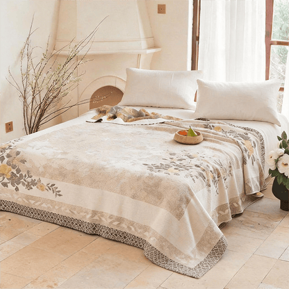 Oriental Peony Jacquard Reversible Gauze Quilt
