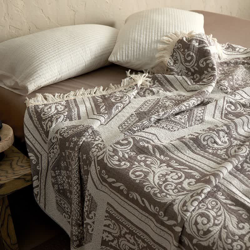 Damask Paisley Pattern Cotton Blanket