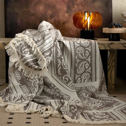 Damask Paisley Pattern Cotton Blanket
