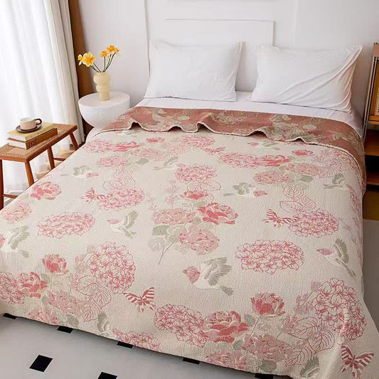 Beanpaste Pink Hydrangea Jacquard Quilt