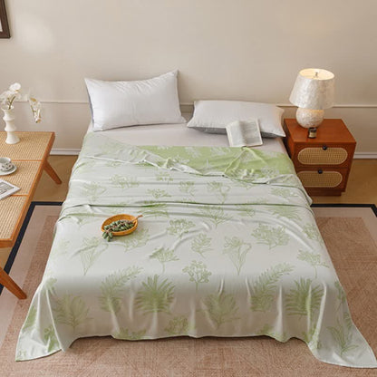 Multicolor Botanical Sketch Bamboo Fiber Quilt