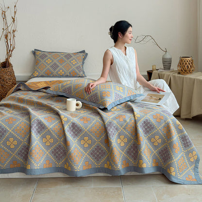 Geometric Clover 3-layer Cotton Gauze Blanket
