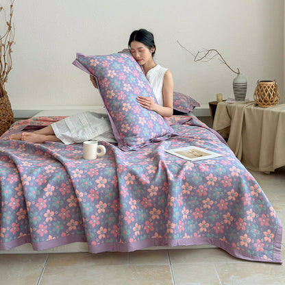 Ditsy Floral 3-layer Gauze Bedspread Quilt