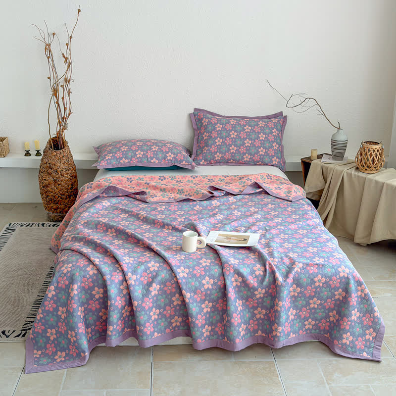 Ditsy Floral 3-layer Gauze Bedspread Quilt