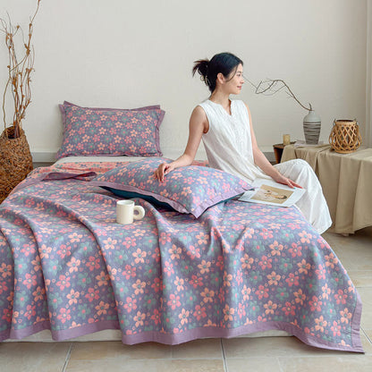Ditsy Floral 3-layer Gauze Bedspread Quilt