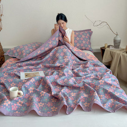 Ditsy Floral 3-layer Gauze Bedspread Quilt