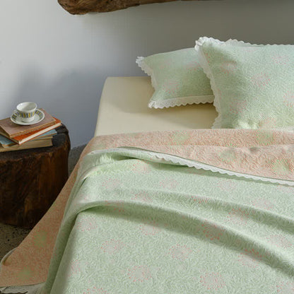 Lace Trim Reversibe Floral Cotton Bedspread