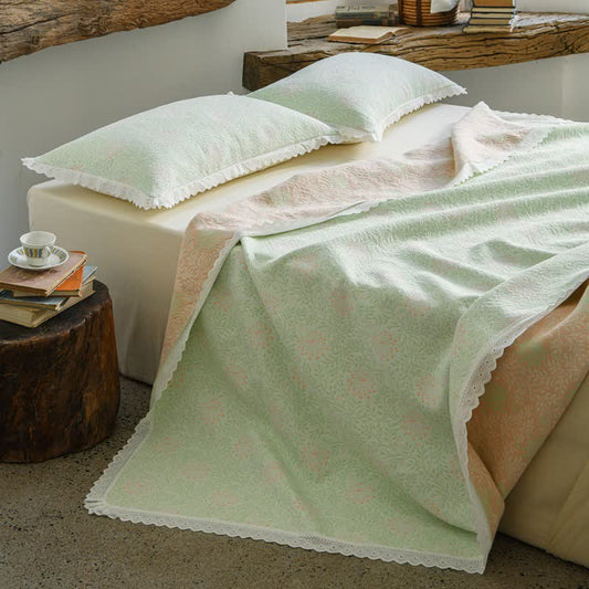Lace Trim Reversibe Floral Cotton Bedspread