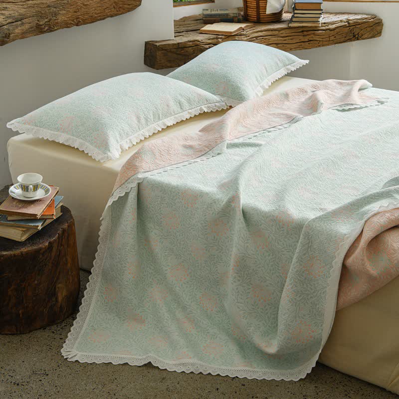 Lace Trim Reversibe Floral Cotton Bedspread