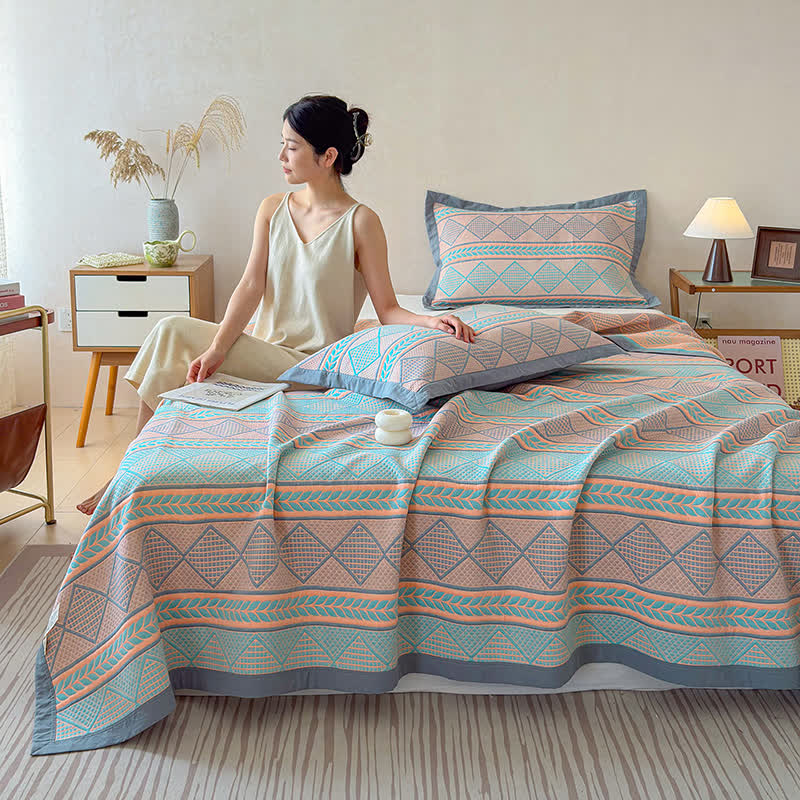 Geometric Wheat 3-Layer Muslin Cotton Quilt