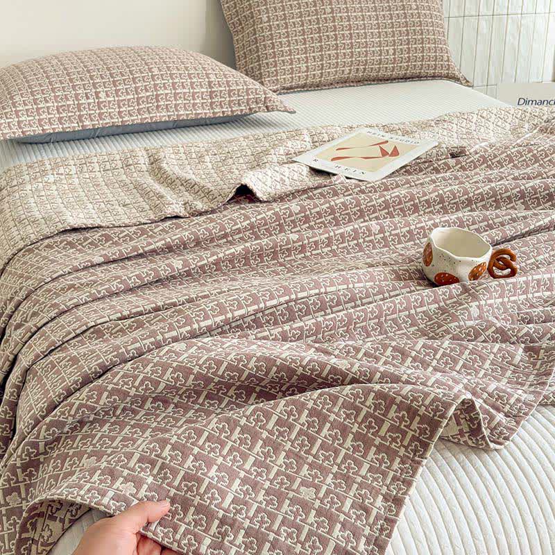 Modern Geometric Pattern Jacquard Cotton Quilt
