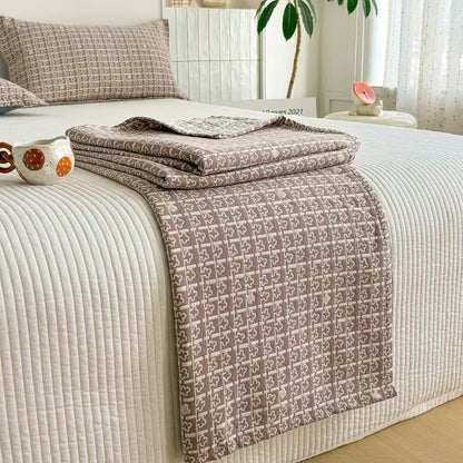 Modern Geometric Pattern Jacquard Cotton Quilt