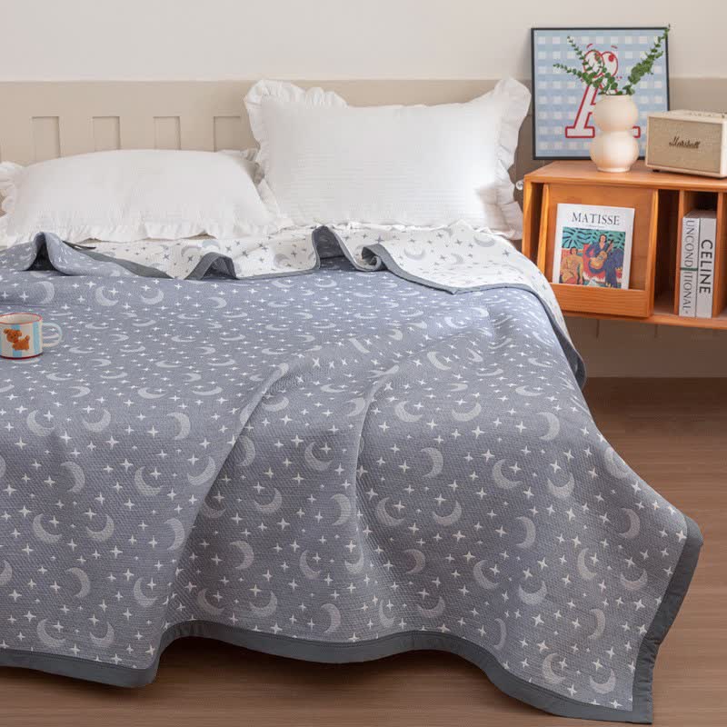 Reversible Moon & Star Cotton Quilt