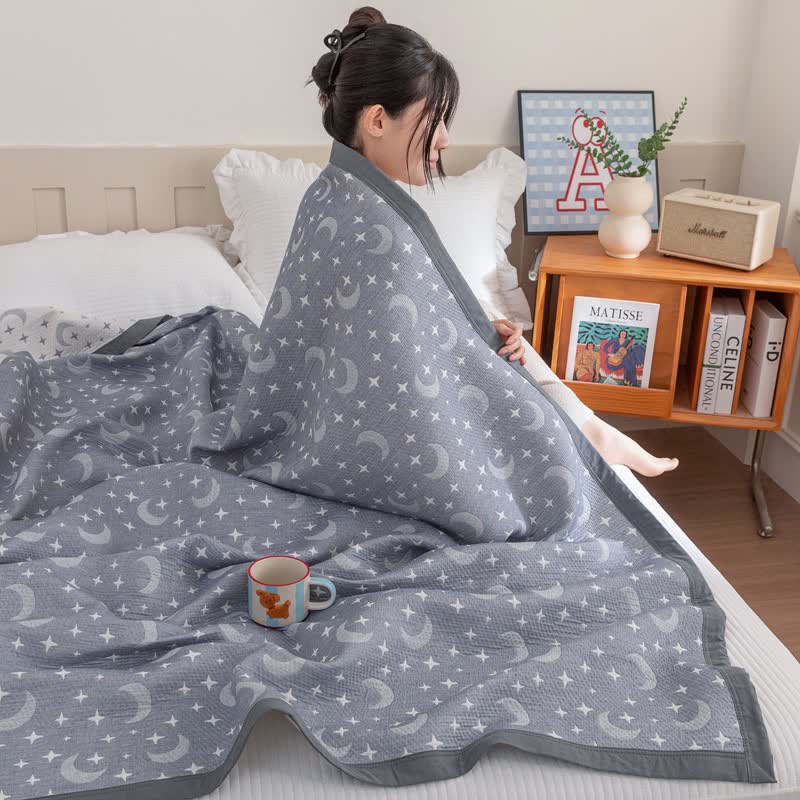 Reversible Moon & Star Cotton Quilt