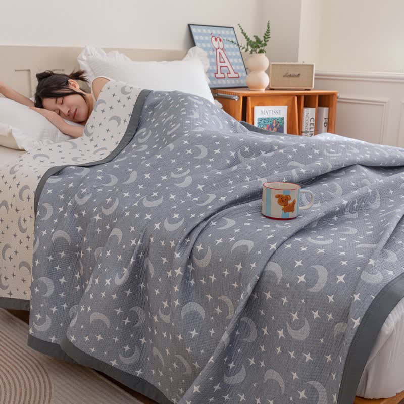 Reversible Moon & Star Cotton Quilt