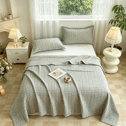 Modern Geometric Pattern Jacquard Cotton Quilt