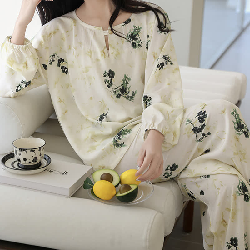Pastoral Floral Long Sleeve Women's Pajamas