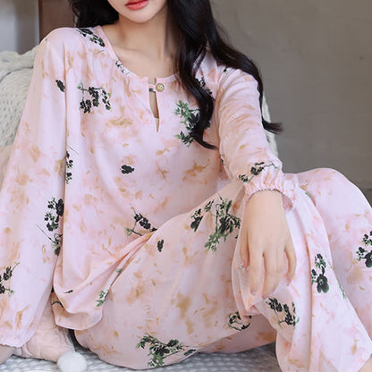 Pastoral Floral Long Sleeve Women's Pajamas