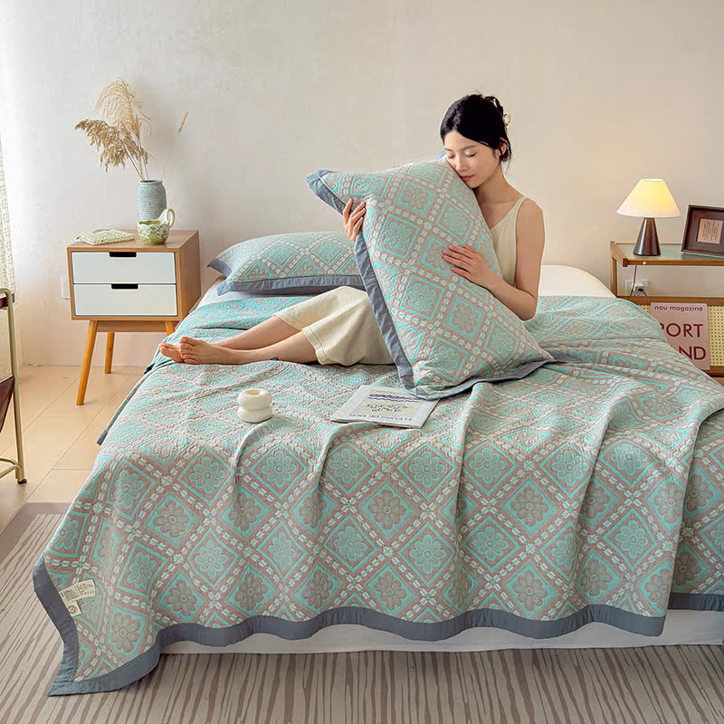 3-Layer Cotton Gauze Jacquard Bedspread Quilt