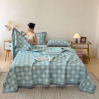 Reversible 3-layer Geometric Jacquard Blanket Quilt