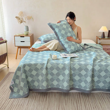 Reversible 3-layer Geometric Jacquard Blanket Quilt