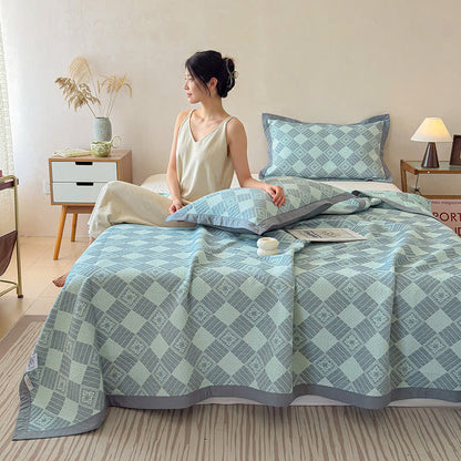 Reversible 3-layer Geometric Jacquard Blanket Quilt