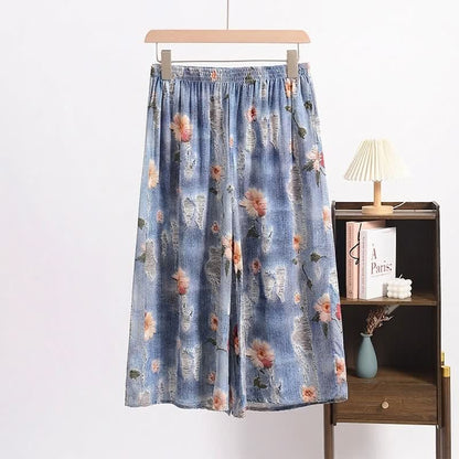 Pastoral Floral  Relaxed-Fit Cropped Sleep Pants