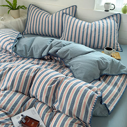 Vintage Striped Scalloped Trim Bedding Set