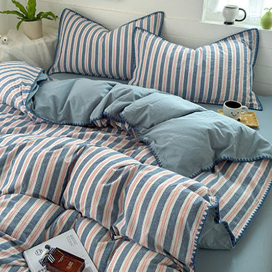 Vintage Striped Scalloped Trim Bedding Set