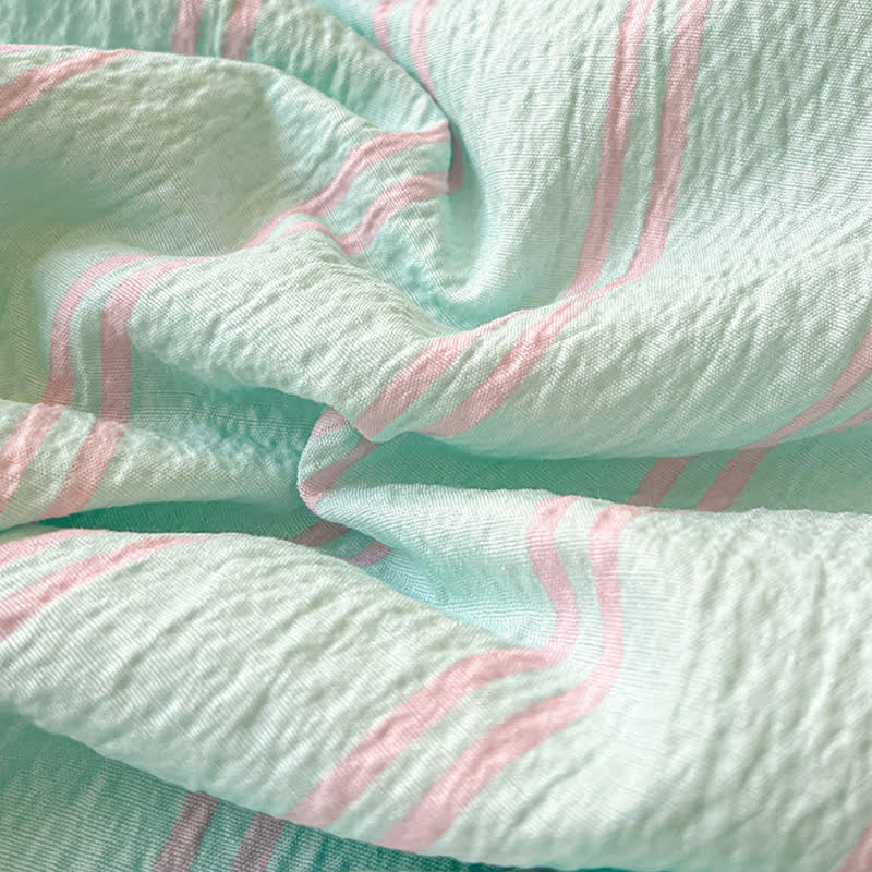 Mint Striped Trim Crinkled Knitted Cotton Quilt
