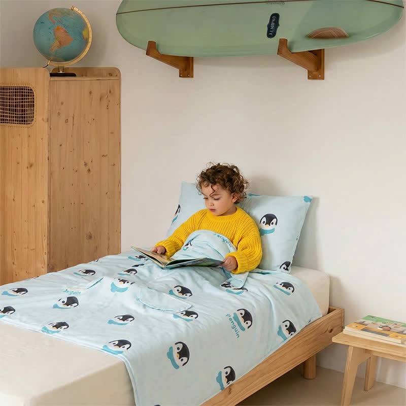 Penguin Dream Cotton Gauze Baby Quilt
