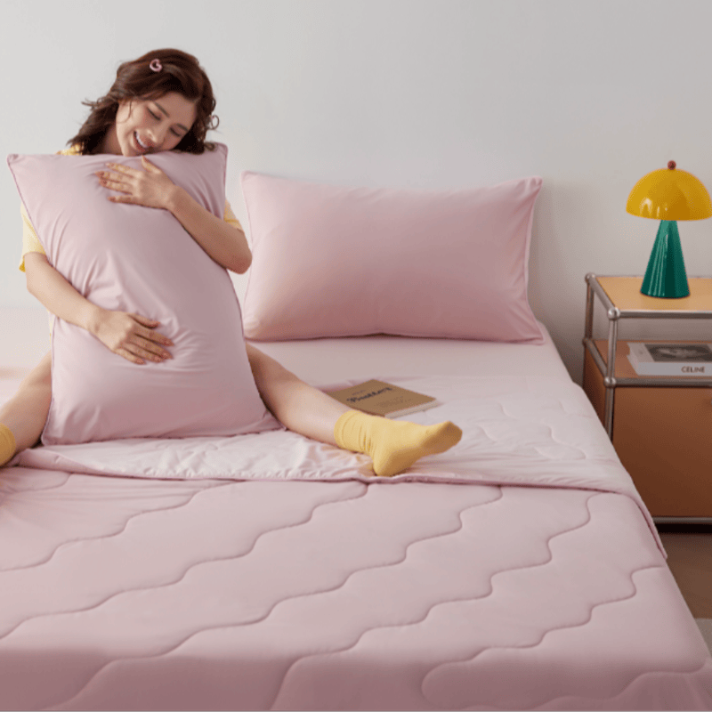 Double-Sided Cooling Lightweight Summer Comforter