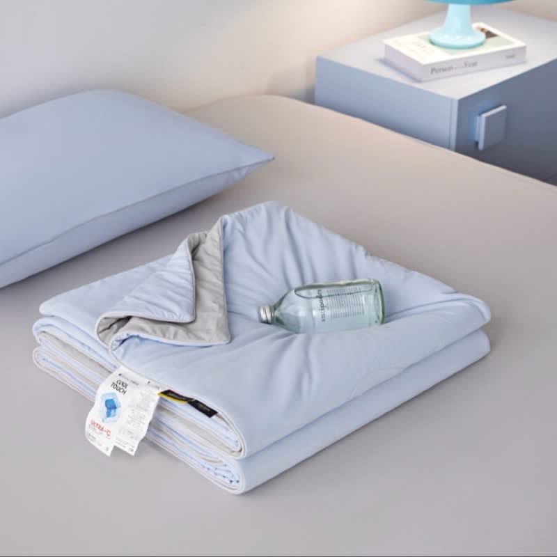 Nordic Cooling Lightweight Summer Comforter