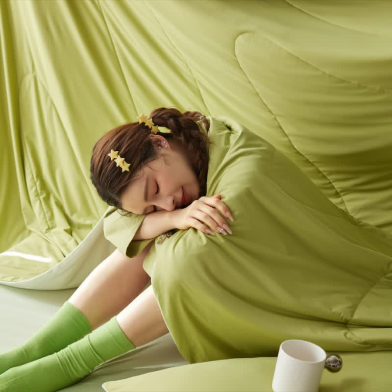Nordic Cooling Lightweight Summer Comforter