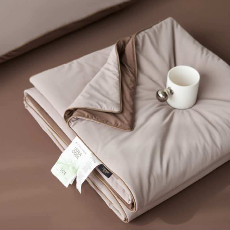 Nordic Cooling Lightweight Summer Comforter