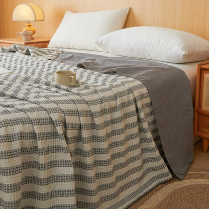 Textured Plaid Woven Bedspread with Scalloped Edge
