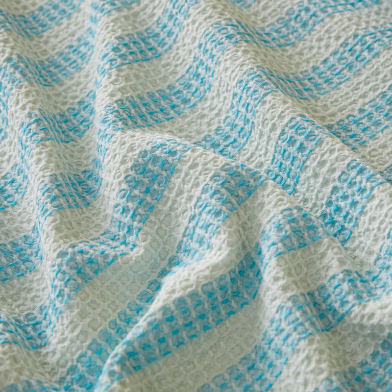 Textured Plaid Woven Bedspread with Scalloped Edge