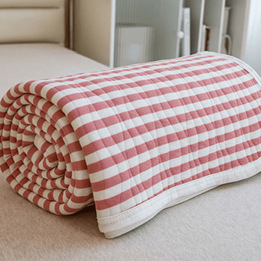 Blush Stripe Quilted Cotton Bedspread bedding Bedroom Bedspread Box Quilting Breathable Clean Aesthetic Cooling Blanket Cotton Knit Coverlet Everyday Use Guest Room Bedding Home Decor Layering Piece Lightweight Living Room Use Minimalist Modern Casual Natural Fiber Look newin260714 Pastel Tones Piped Edge Polyester Fiber Fill Pure Cotton Quilted Reactive Dyeing Scandinavian Style Skin-Friendly Sofa Throw Soft Touch Spring Summer Striped Pattern Summer Quilt